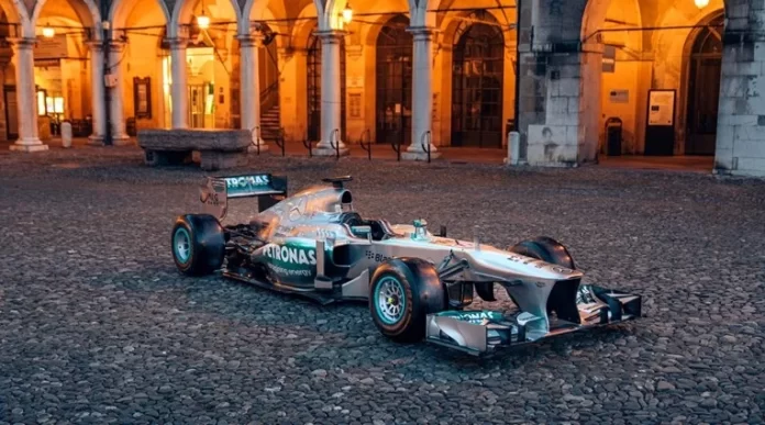 Mercedes-AMG Petronas F1 W04