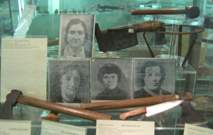 Nástroje, které Leonarda Cianciulli používala k vraždění.