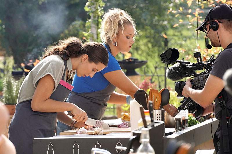 Sestry Dominika a Denisa v akci - Česko na grilu