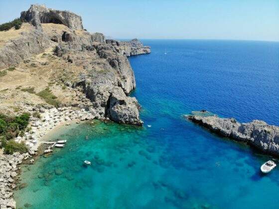 8. Pláž St Paul's Bay | Lindos | Rhodos | Řecko