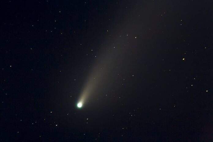 Meteor ozářil oblohu nad Portugalskem i Španělskem