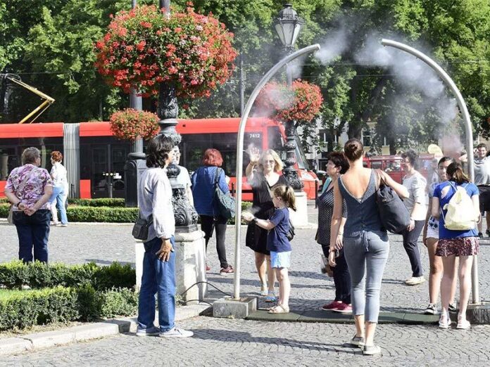 Bratislava do ulic instalovala vodní rozprašovače - Klimatické změny