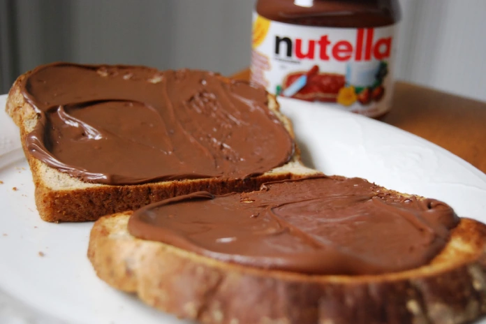 Celosvětově oblíbená lískooříšková pomazánka Nutella