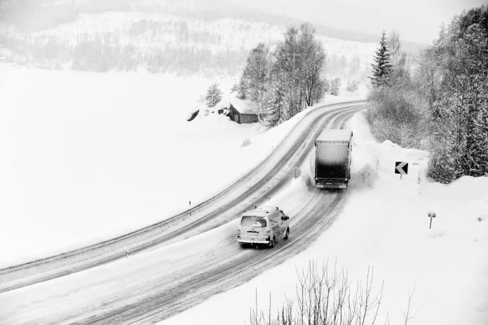 Meteorologové očekávají, že napadne až 15 cm sněhu