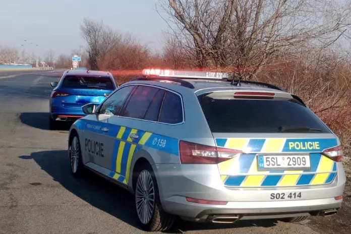 Policisté dopadli střelce z dálnice D11