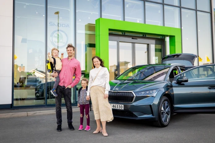 Nové auto si dnes koupí málokdo - Škoda