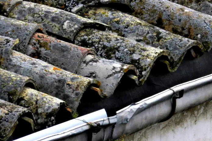 Eternitová krytina obsahující azbest Eternitová krytina obsahující azbest