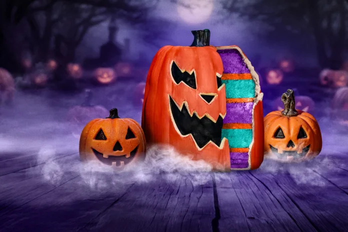 Novinka Is It Cake? Halloween Novinka Is It Cake? Halloween