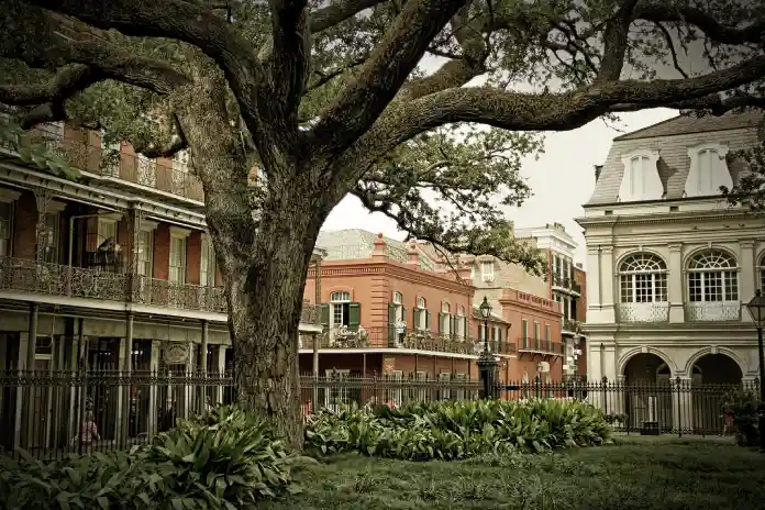 New Orleans je místo proslulé strašidelnými domy