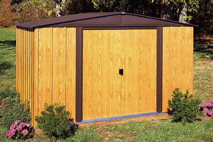 Kovová kůlna na nářadí