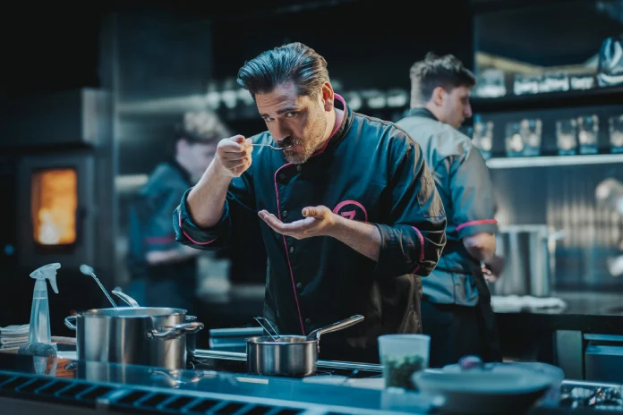 Když se zhasne. Vojta Kotek jako Mirek