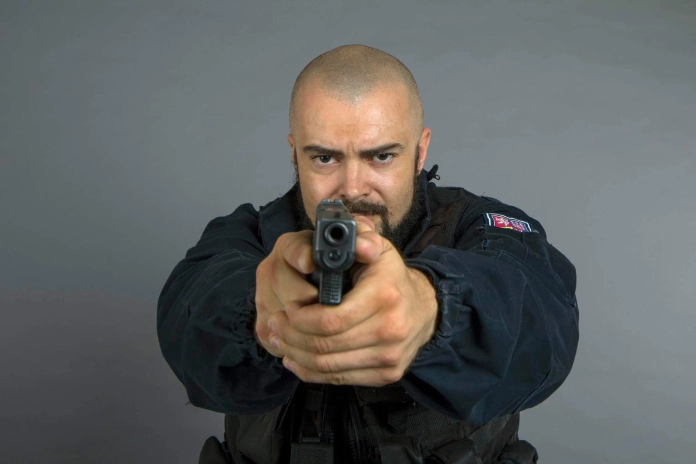 Tomáš Peleška při střelbě